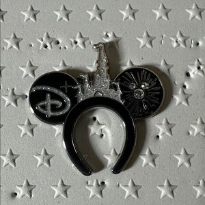 Super Chaser! Hidden Mickey Disney Black and Silver Mickey Mouse Castle Pin